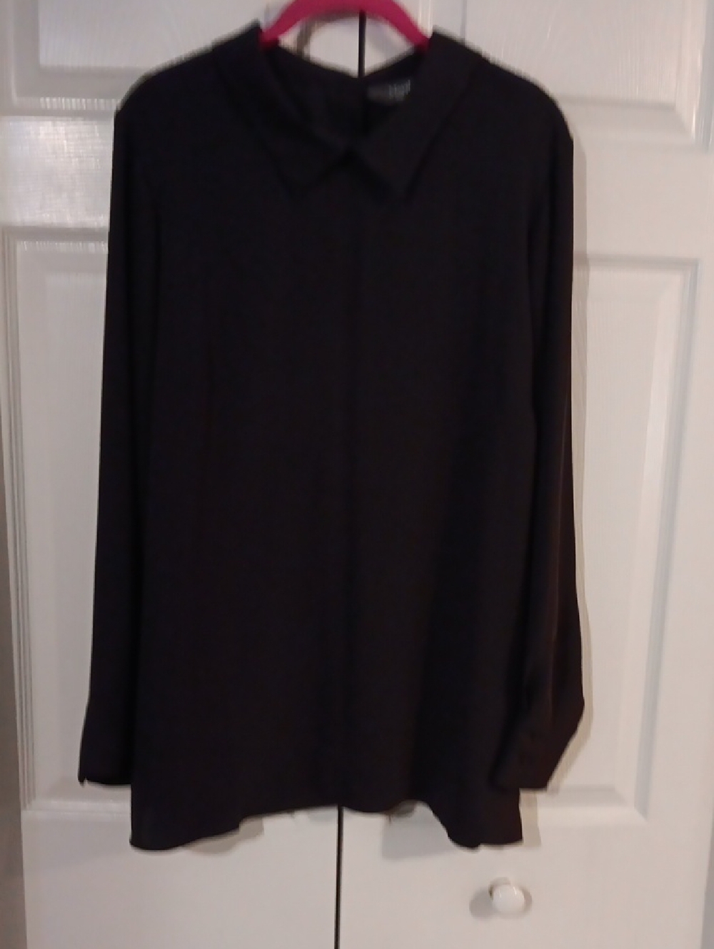 Black Long Sleeve Collared Blouse